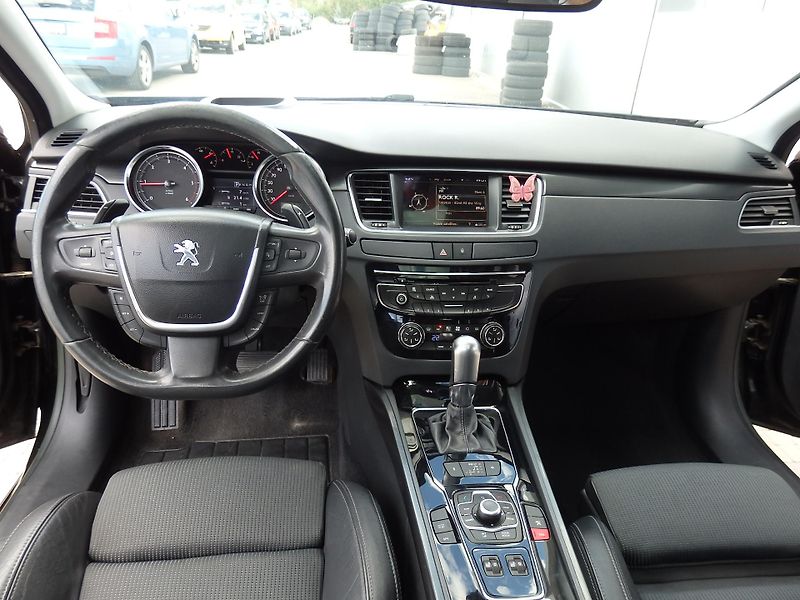 Peugeot 508 2.0 HDI 120 kW AUTOMAT, NAVI - fotka 12 z 20