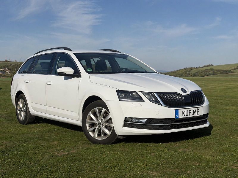 Škoda Octavia (2018) Octavia III - fotka 8 z 17