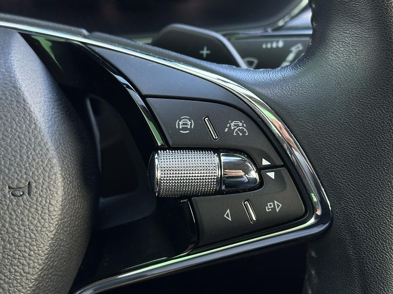 Škoda Superb Combi Style+ 2.0TDi 150PS DSG - fotka 20 z 47