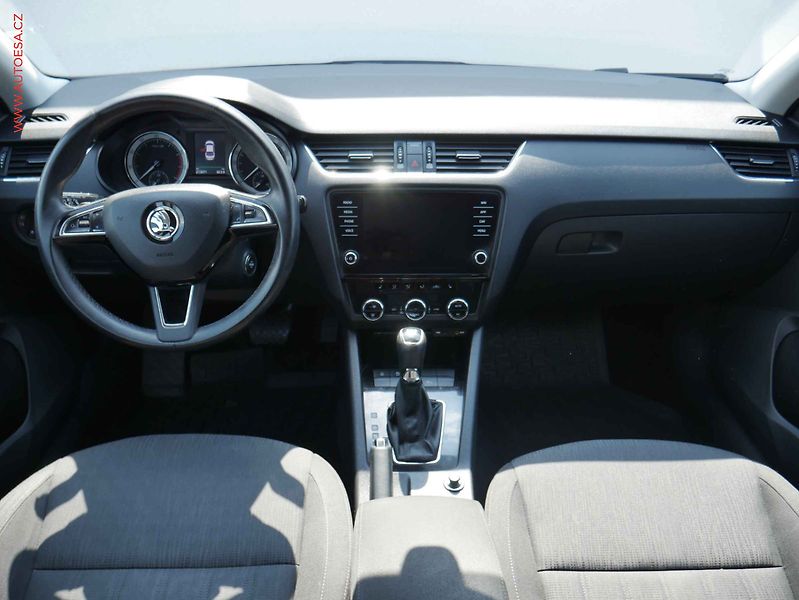 Škoda Octavia (2017) 1.4G-Tec, ČR, Style, DSG - fotka 8 z 15