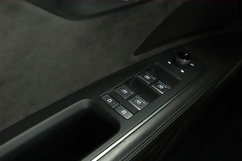Audi A8 (2019) 55 TFSI - fotka 15 z 21
