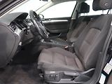 Volkswagen Passat (2017) COMFORTLINE 1.6TDI 88KW - náhled 13