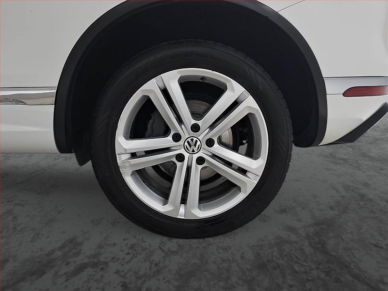 Volkswagen Touareg (2017) R-Line 3.0 TDI - fotka 15 z 23