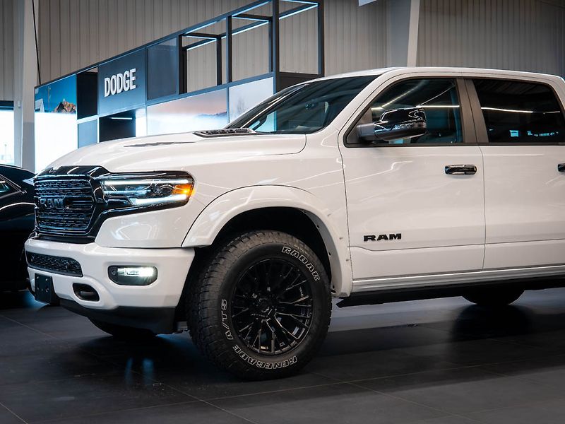 Dodge RAM (2024) 5.7 V8 Limited, 6 Lift, LPG - fotka 9 z 45