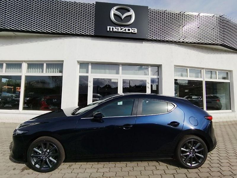 Mazda 3 (2026) 2,5 140 PS, Center-line - fotka 2 z 25