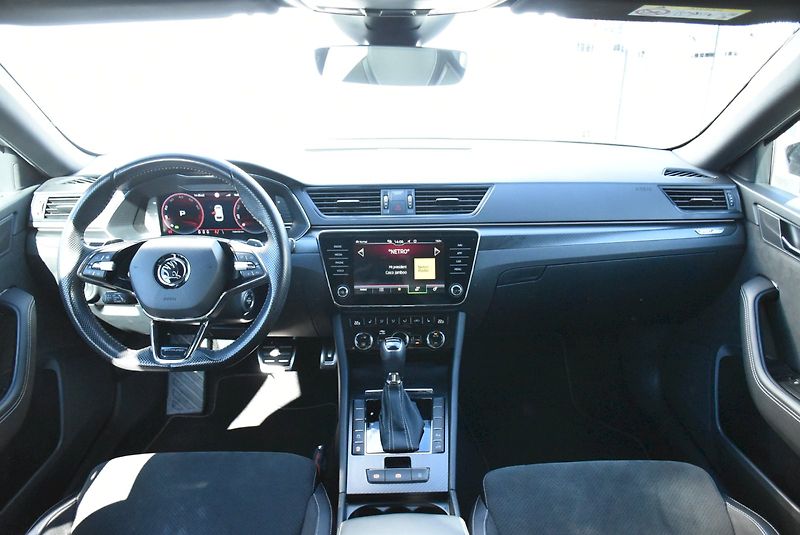 Škoda Superb (2023) Combi Sportline 1.5 TSI 110kW - fotka 5 z 35