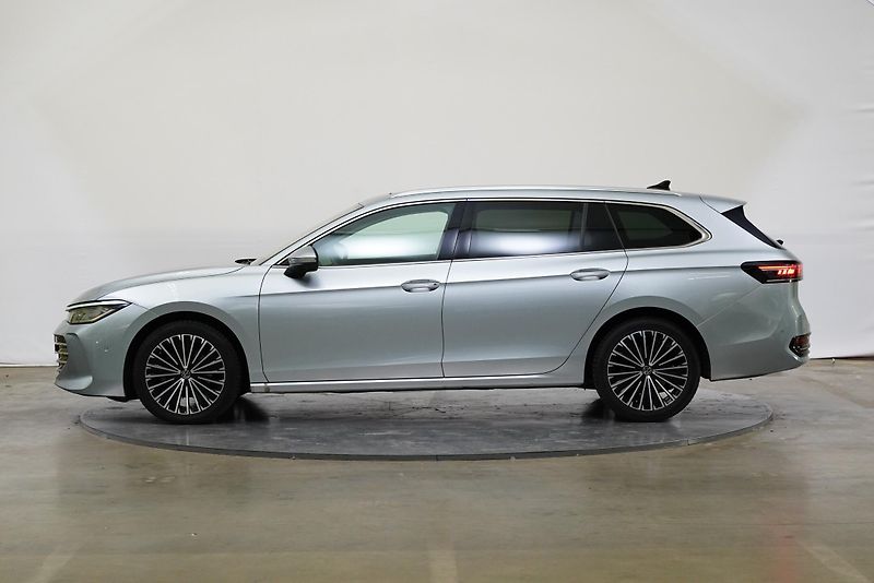 Volkswagen Passat - fotka 3 z 29
