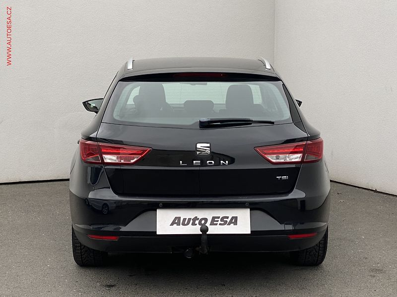Seat Leon (2015) 1.2 TSi, Style, LED, TZ - fotka 5 z 16