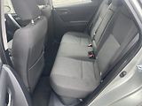 Toyota Auris 1.8i 16v HYBRID AUT SERVIS TOP - náhled 103