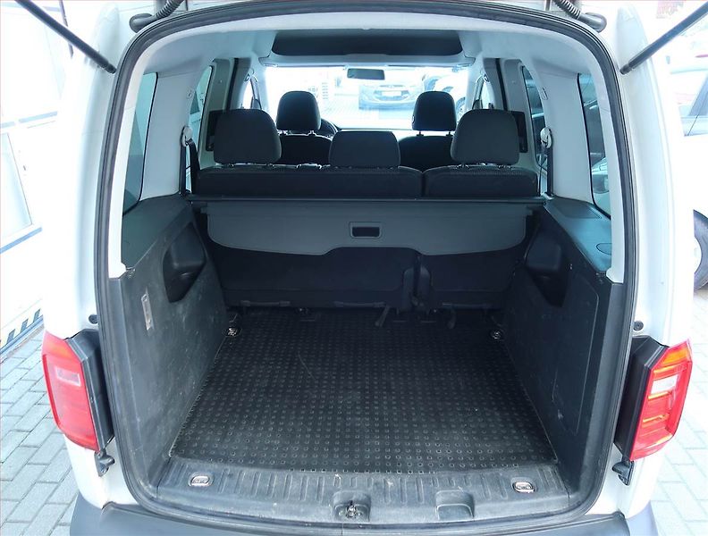 Volkswagen Caddy (2015) 1.4 TSI, 5Míst, ČR - fotka 13 z 13