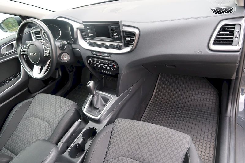 Kia Ceed (2022) Sportswagon,  1.0 T-GDI / 88 k - fotka 9 z 29