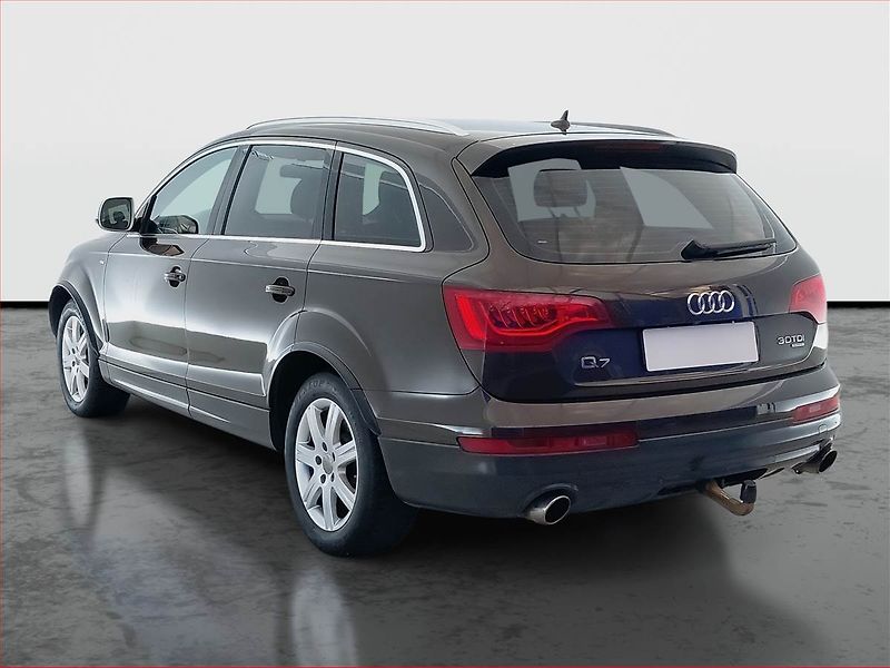 Audi Q7 (2010) S-Line 3.0 TDI, 4X4, Automat - fotka 4 z 21