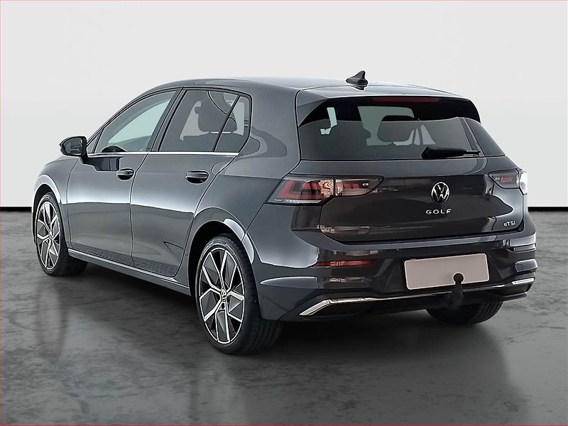 Volkswagen Golf (2024) 1.5 eTSI - fotka 4 z 22
