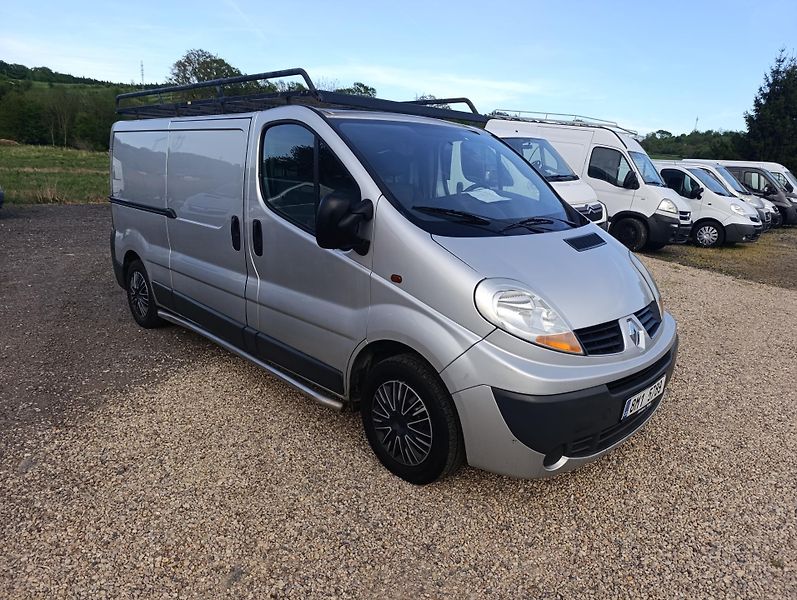 Renault Trafic (2007) 2.0 DCi long,klima,zahrádka,TZ - fotka 2 z 17
