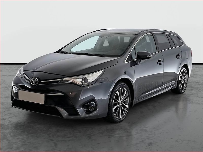Toyota Avensis (2016) 2.0 D-4D, Navi, Tempomat - fotka 2 z 20