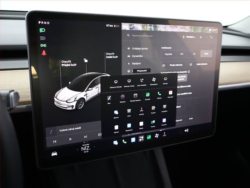 Tesla Model 3 (2020) Long Range 4WD 74kWh, SoH 90% - fotka 14 z 22