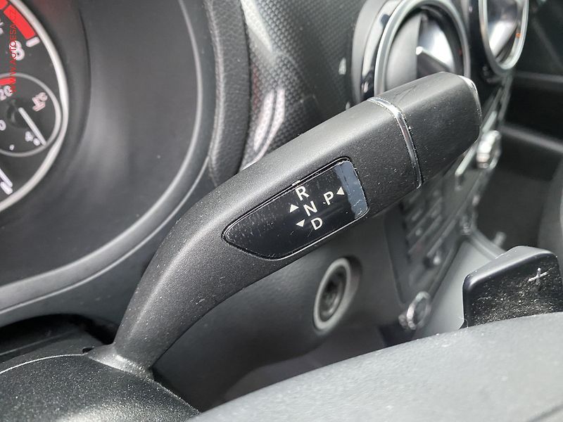 Mercedes-Benz Třídy B (2012) 1.6i B200, AT, bixen, navi, - fotka 16 z 18