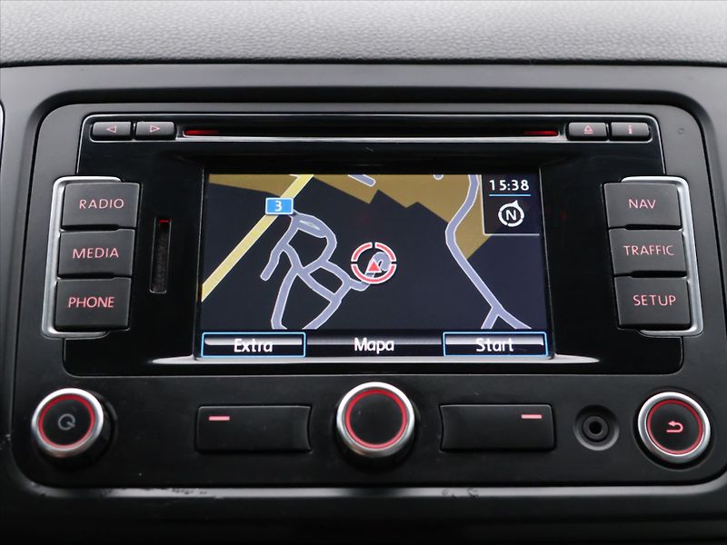 Seat Alhambra 2,0 TDI 125kW DSG Style DPH - fotka 22 z 33