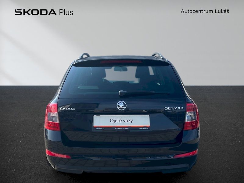 Škoda Octavia (2014) Combi Elegance 1.4 TSI 103 kW - fotka 8 z 30
