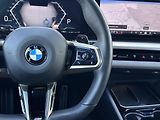 BMW Řada 5 540d xDrive Touring M-Sport - náhled 12