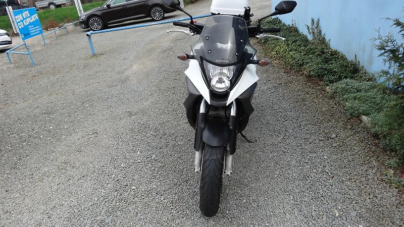 Honda VFR 800 X Crossrunner ABS - fotka 3 z 11