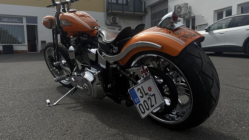 Harley-Davidson FXSTD Softail Deuce (2004) - fotka 5 z 11