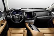 Volvo XC90 T8.