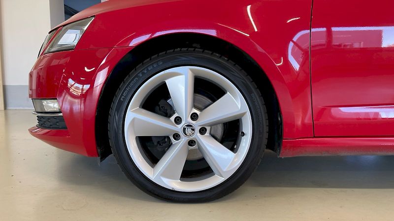Škoda Octavia (2018) kombi Style 2.0 TDI 110kW - fotka 10 z 29