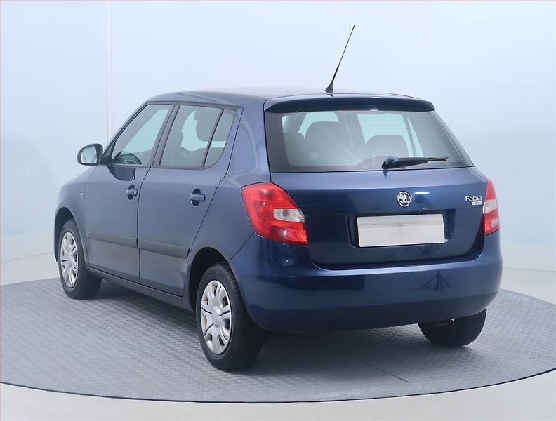 Škoda Fabia (2008) 1.4 16V, po STK, udržované - fotka 4 z 14