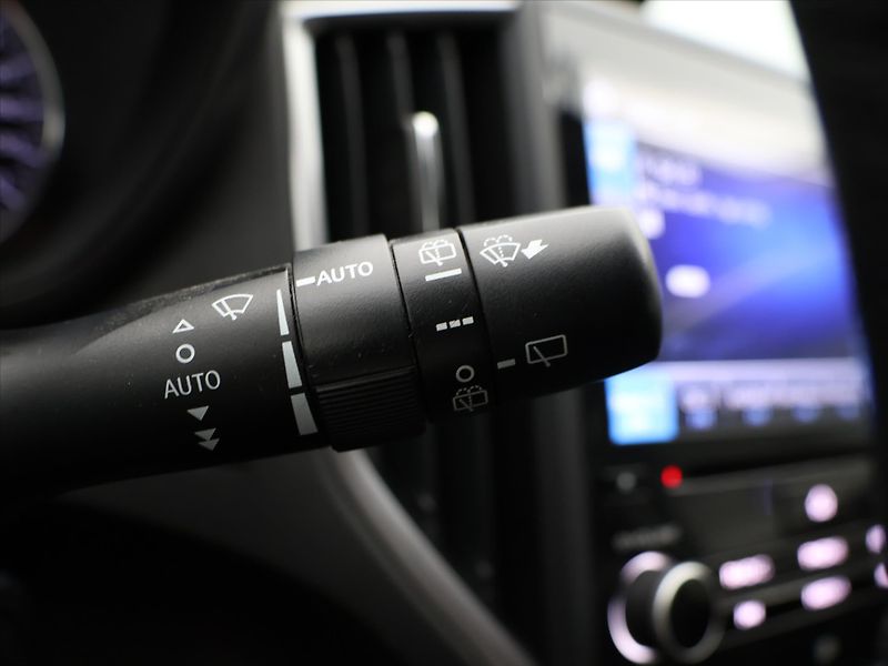 Subaru XV 2,0 i 115kW CVT Comfort 1.Maj - fotka 19 z 33