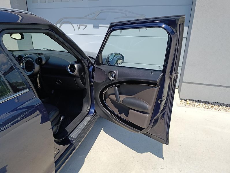 Mini Countryman 1.6D 82kW 4X4 ČR 1.MAJITEL DPH - fotka 30 z 32
