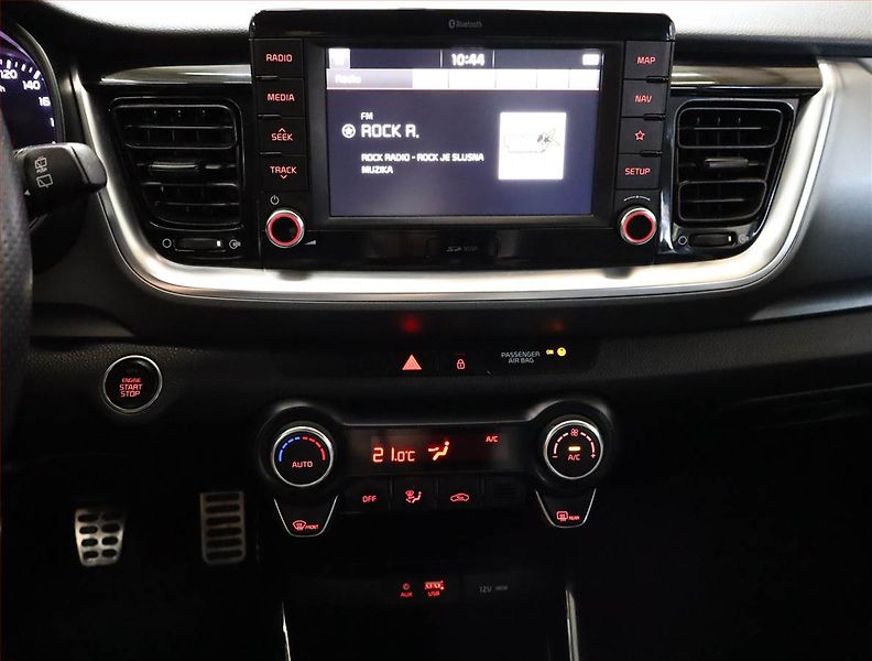 Kia Stonic (2020) 1.4 CVVT, Serv.kniha, Kůže - fotka 12 z 20