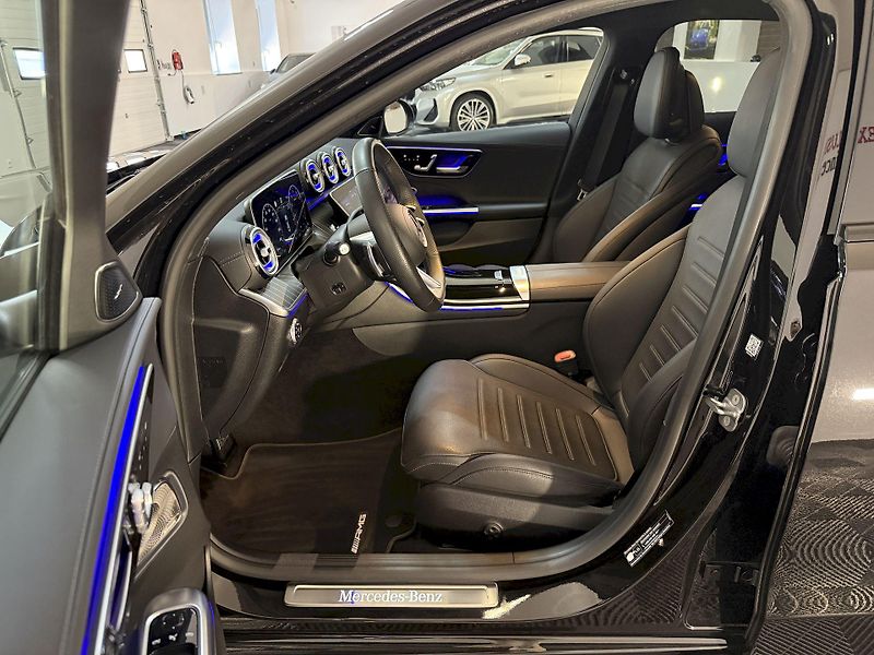 Mercedes-Benz Třídy C C200 AMG FCL CZ 1.maj. - fotka 14 z 42