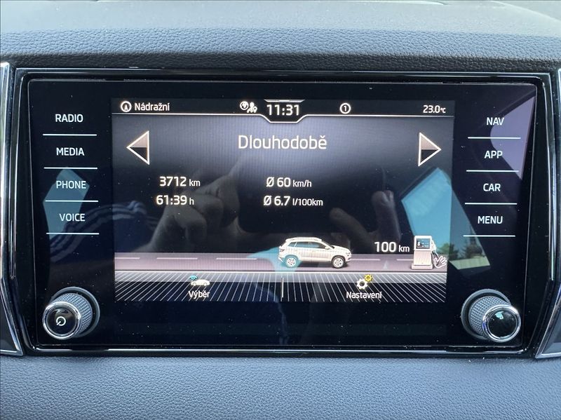 Škoda Karoq 1,5 TSI STYLE DPH 1maj původČR - fotka 40 z 50