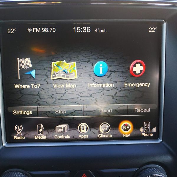 Jeep Grand Cherokee 3.0 V6 Trailhawk 154 200 km  - fotka 40 z 57