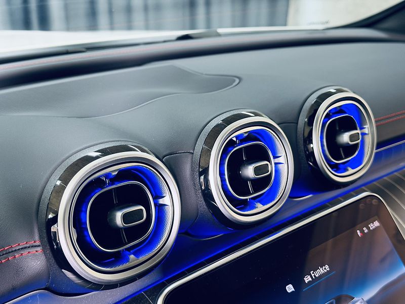 Mercedes-Benz CLE (2025) 53.AMG*4M*CABRIO*NEZ.TOP*TAŽ - fotka 34 z 41