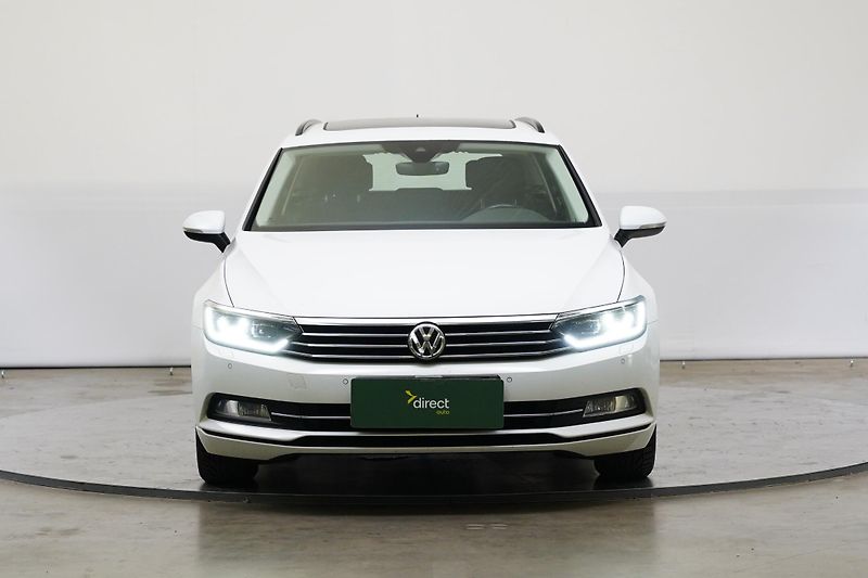 Volkswagen Passat - fotka 4 z 30