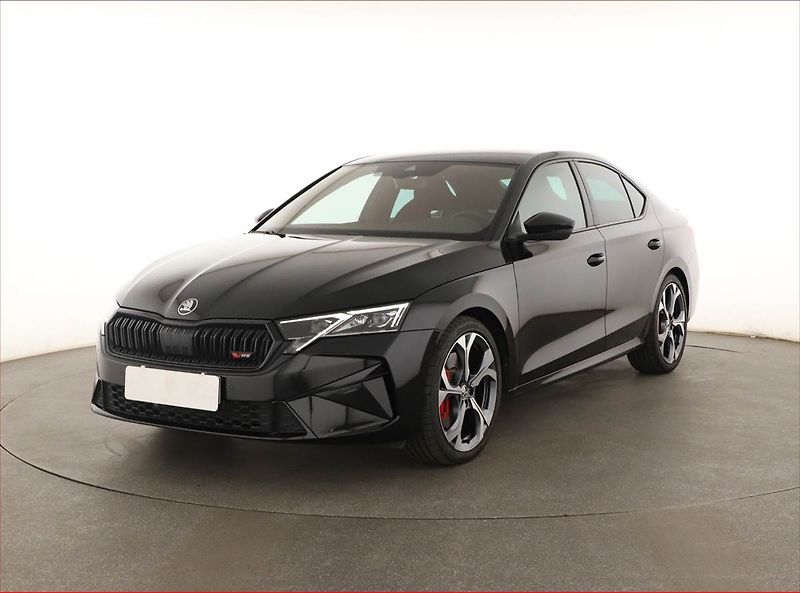 Škoda Octavia (2024) RS 2.0 TSI - fotka 2 z 20