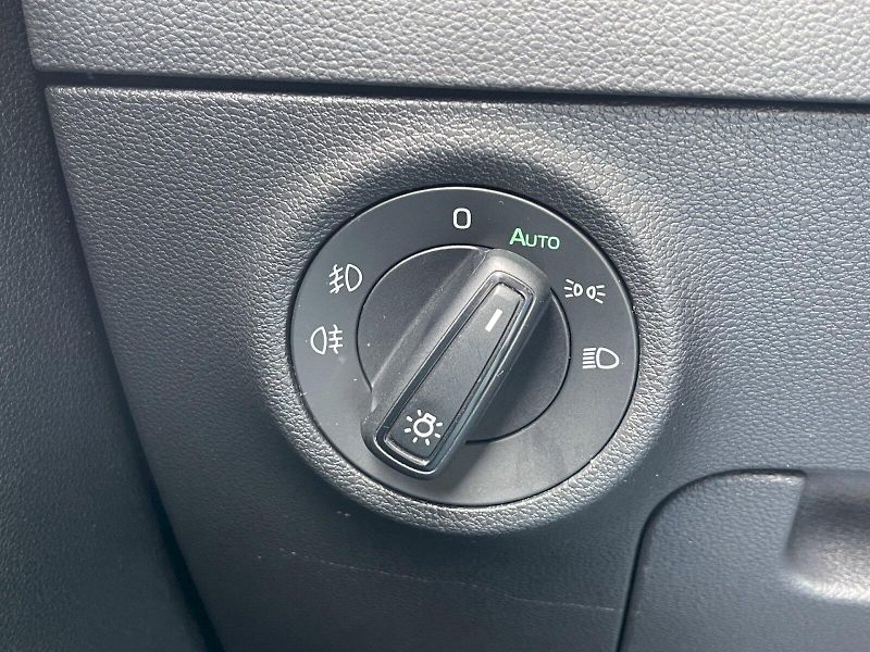 Škoda Karoq (2021) 1.5 TSI 110 kW DSG Ambition Pl - fotka 7 z 30