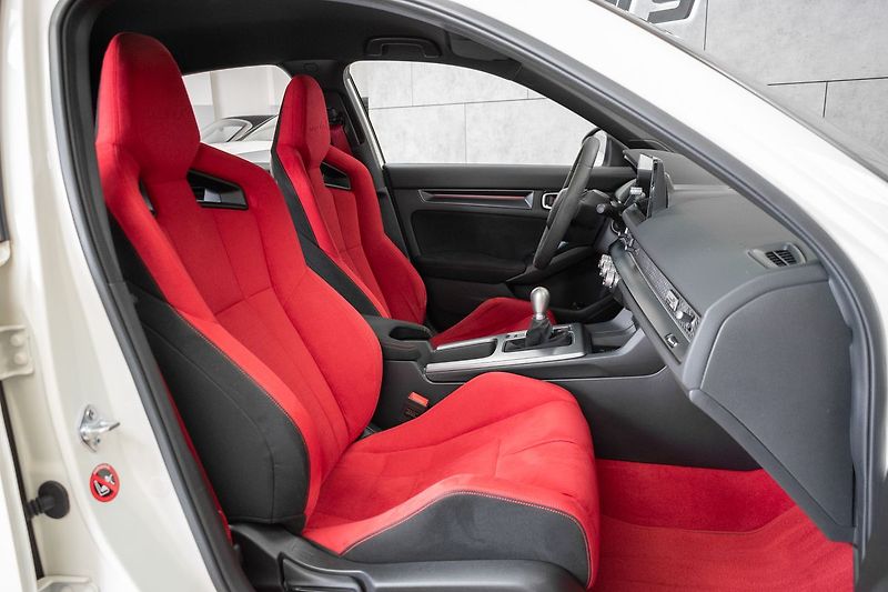 Honda Civic TYPE R 2.0 REZERVACE - fotka 11 z 48