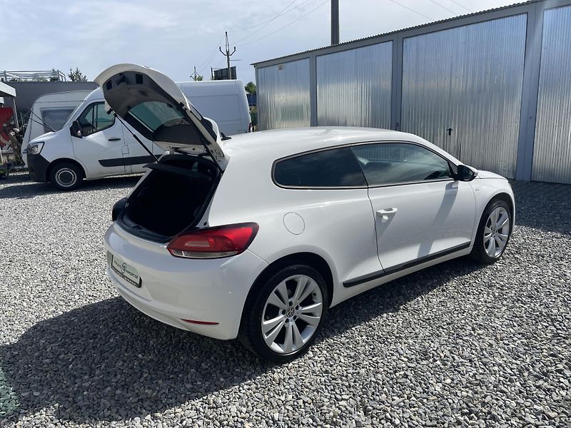 Volkswagen Scirocco 1.4TSi 125PS SPORT EDITION TOP - fotka 123 z 178