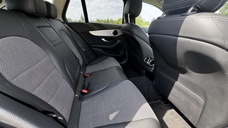 Mercedes-Benz Třídy C (2020) C300d, Biturbo, 9G-Tronic - fotka 14 z 15