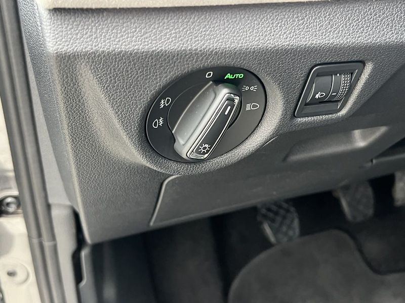 Škoda Kamiq Top Selection 1.0 TSI 85 kW - fotka 28 z 30