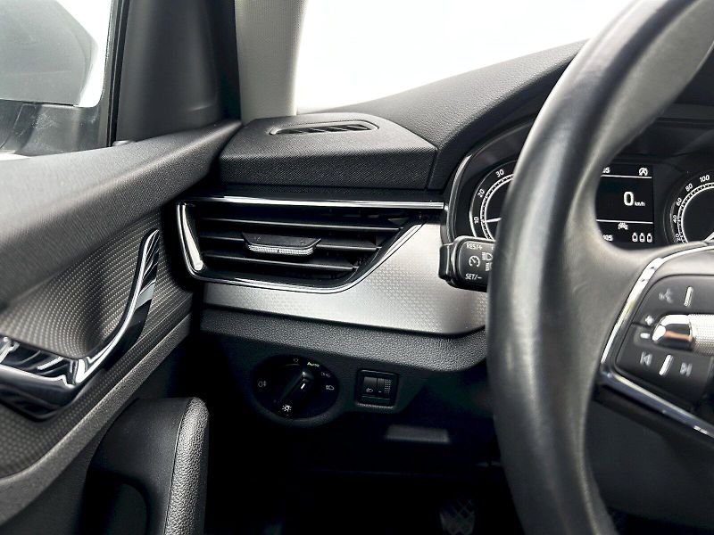 Škoda Kamiq (2021) 1.5 TSI 110kW MP6 Ambition - fotka 7 z 32
