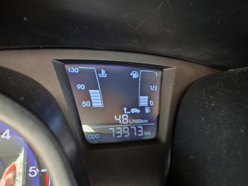 Hyundai ix20 1.4-NÍZKÁ SPOTŘEBA-TOP STAV - fotka 12 z 12