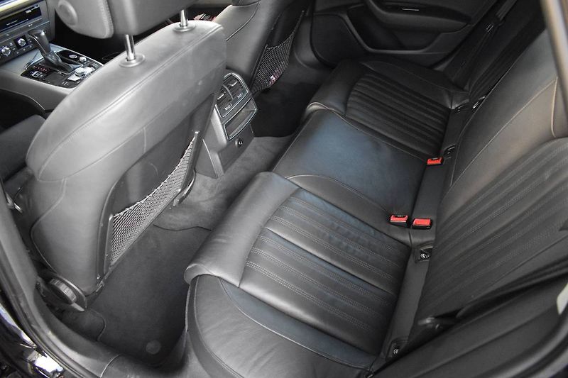 Audi A6 (2017) Avant 3.0TDI 160kW Quattro - fotka 15 z 23
