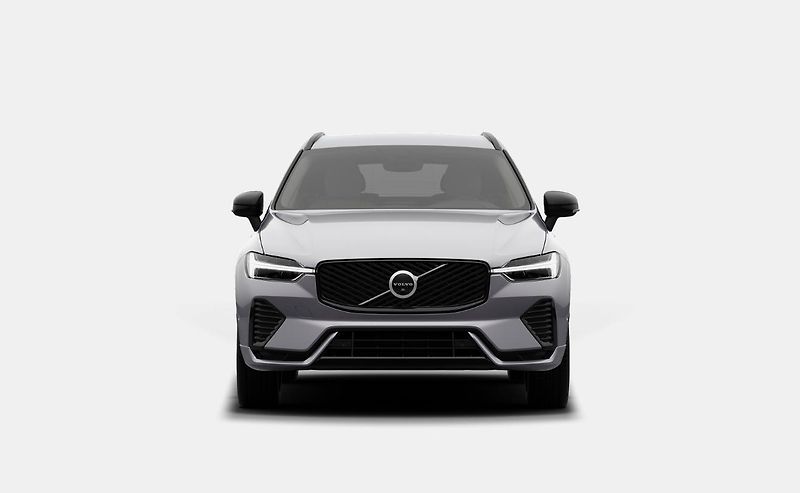 Volvo XC60 (2026) B5 AWD PLUS DARK - fotka 8 z 15