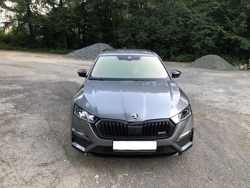 Škoda Octavia RS 2.0 TSI 180KW - 48 000 KM! - fotka 2 z 18