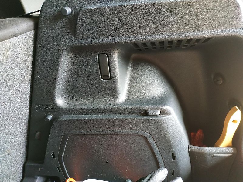 Škoda Fabia 1.2 /51kW.....73997 km  ČR - fotka 55 z 58