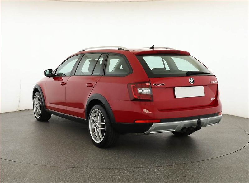 Škoda Octavia (2019) Scout 2.0 TDI, 4X4, Automat - fotka 4 z 20